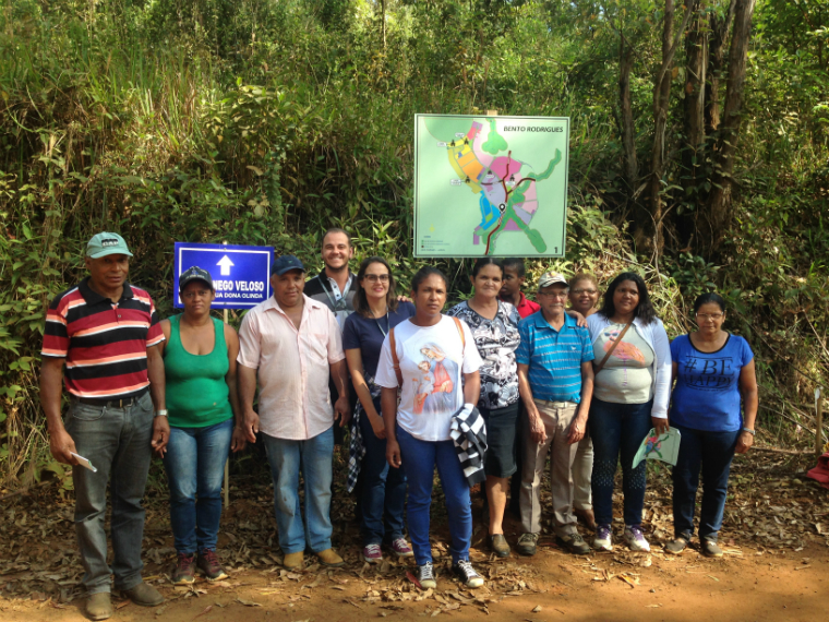 Ao todo, 125 pessoas da comunidade de Bento Rodrigues visitaram o terreno de Lavoura, para conhecer de perto um pouco mais sobre como será o novo distrito.
