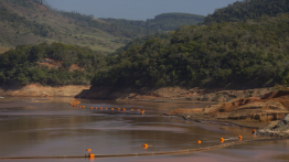 Artesian wells are alternative solutions to withdrawing water from the Doce River