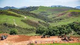 Liberadas obras de terraplenagem do reassentamento coletivo de Paracatu de Baixo